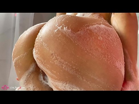 ❤️ Brunette siigaysa malax leh gariir ilaa kacsi daran qubeyska dhexdiisa ❤️ Porno Guri  ❌❤